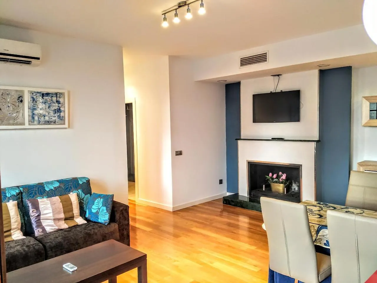 Apartamentos Sol Hospital Santiago 乌贝达 公寓